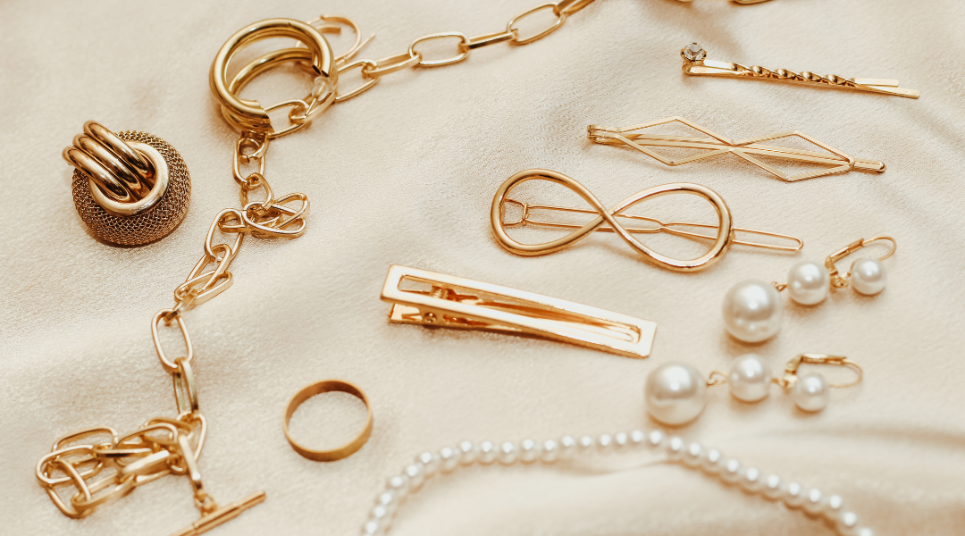 The Best Jewellery for Travel: What to Pack and Why
