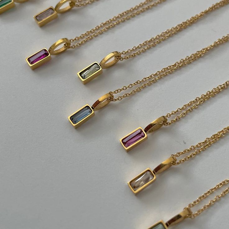 A Guide to Birthstones: Find the Perfect Gift for Every Month